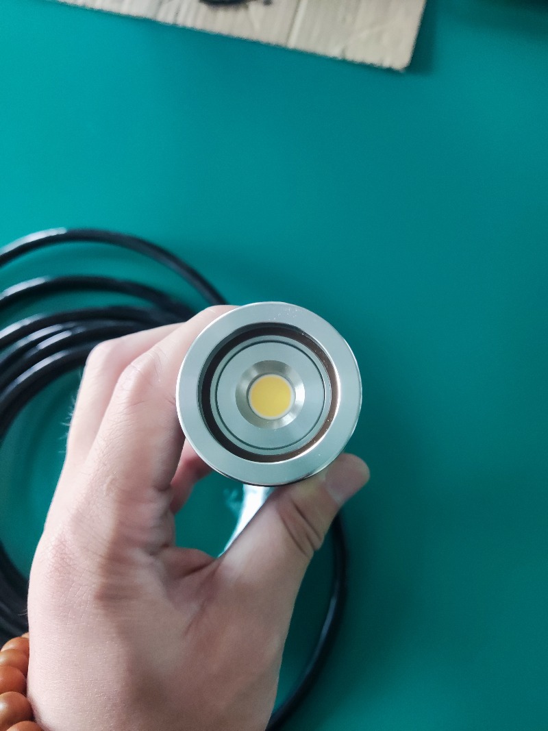 Luz Subaquática à Prova d'Água - Underwater Camera avaliação e preço